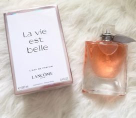 Perfumes: La Vie Est Belle Lâncome.