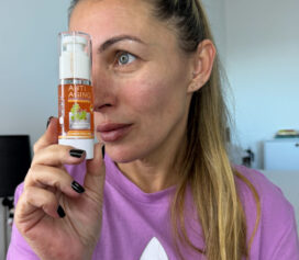 Descubra o poder da luminosidade e do rejuvenescimento com o Anti-Aging Illuminator Gel Lovely Beauty Care