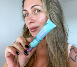 O Creme Para Olhos Com FPS60 Ollie Que Faz Tudo: Protege, Ilumina e Dá Adeus às Olheiras em Segundos O Creme Para Olhos Com FPS60 Ollie Que Faz Tudo: Protege, Ilumina e Dá Adeus às Olheiras em Segundos