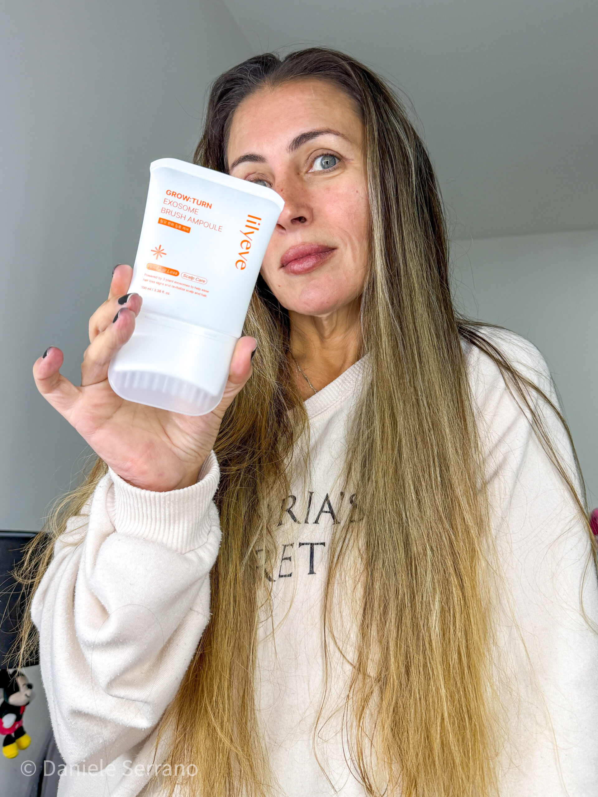 Lilyeve Grow:Turn Hair Serum with Brush: Esse sérum capilar coreano vem com escova e está mudando a forma como cuidamos da raiz do cabelo Lilyeve Grow:Turn Hair Serum with Brush: Esse sérum capilar coreano vem com escova e está mudando a forma como cuidamos da raiz do cabelo
