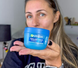 Textura gel creme, efeito gelado: o hidratante que sua pele oleosa estava esperando o Hidratante Facial Hialurônico Toque Seco Garnier. Textura gel creme, efeito gelado: o hidratante que sua pele oleosa estava esperando o Hidratante Facial Hialurônico Toque Seco Garnier.