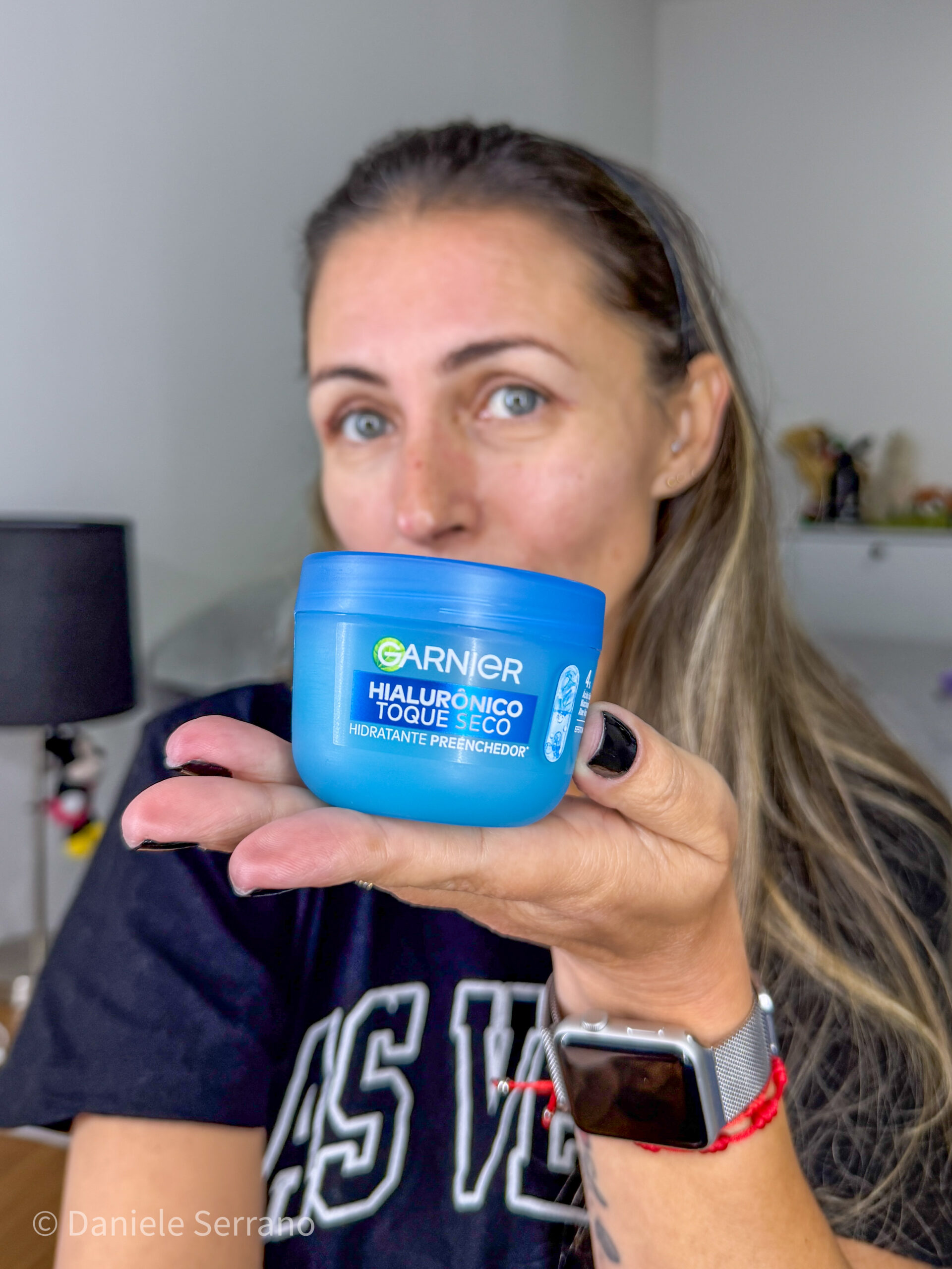 Textura gel creme, efeito gelado: o hidratante que sua pele oleosa estava esperando o Hidratante Facial Hialurônico Toque Seco Garnier. Textura gel creme, efeito gelado: o hidratante que sua pele oleosa estava esperando o Hidratante Facial Hialurônico Toque Seco Garnier.