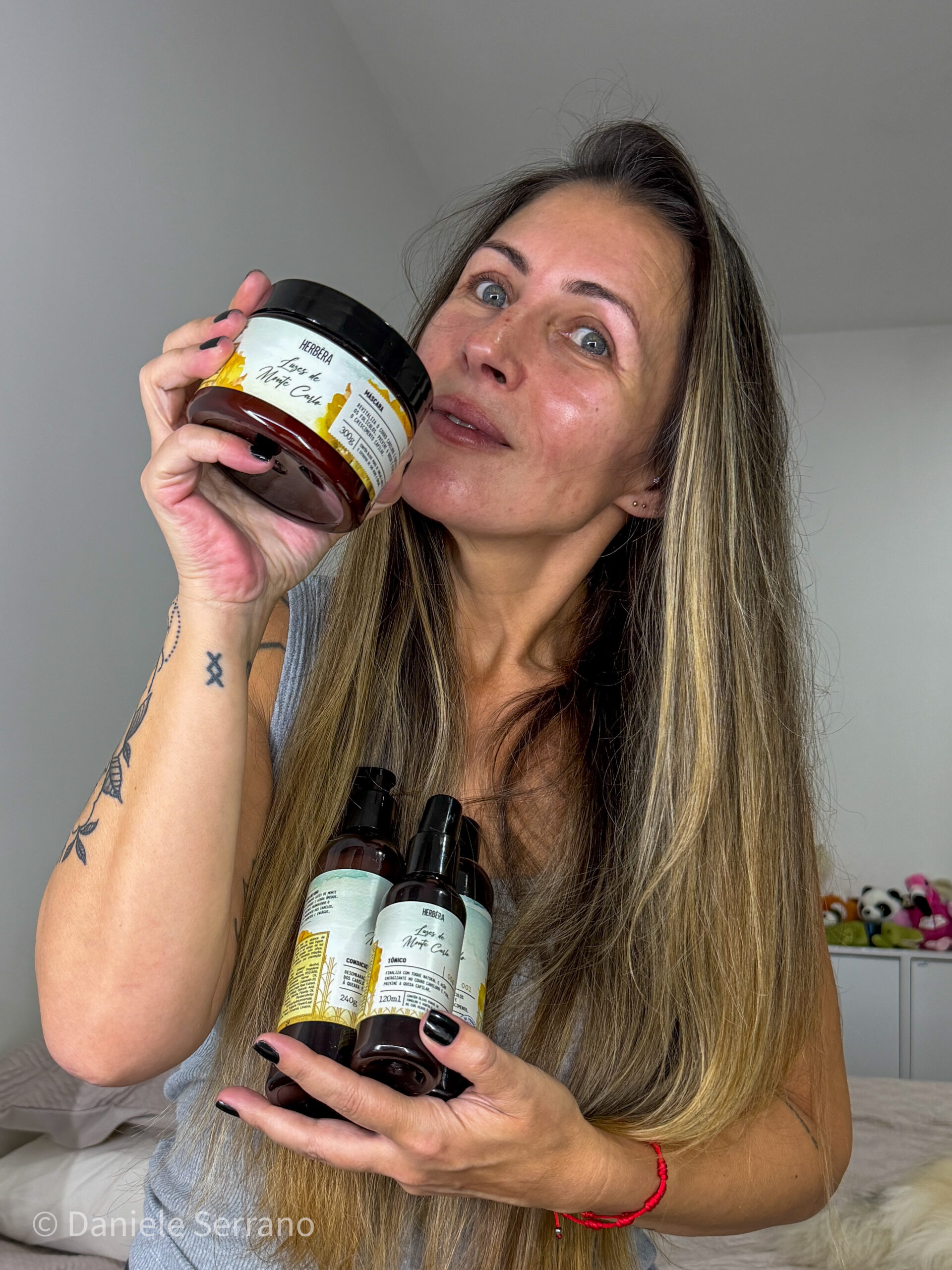Adeus, Queda Capilar: Descubra o Poder Revolucionário do Kit Antiqueda e Crescimento Luzes de Monte Carlo Herbèra Adeus, Queda Capilar: Descubra o Poder Revolucionário do Kit Antiqueda e Crescimento Luzes de Monte Carlo Herbèra