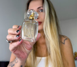 Perfume Capilar Trivitt: A Assinatura de Luxo que Seu Cabelo Merece Perfume Capilar Trivitt: A Assinatura de Luxo que Seu Cabelo Merece