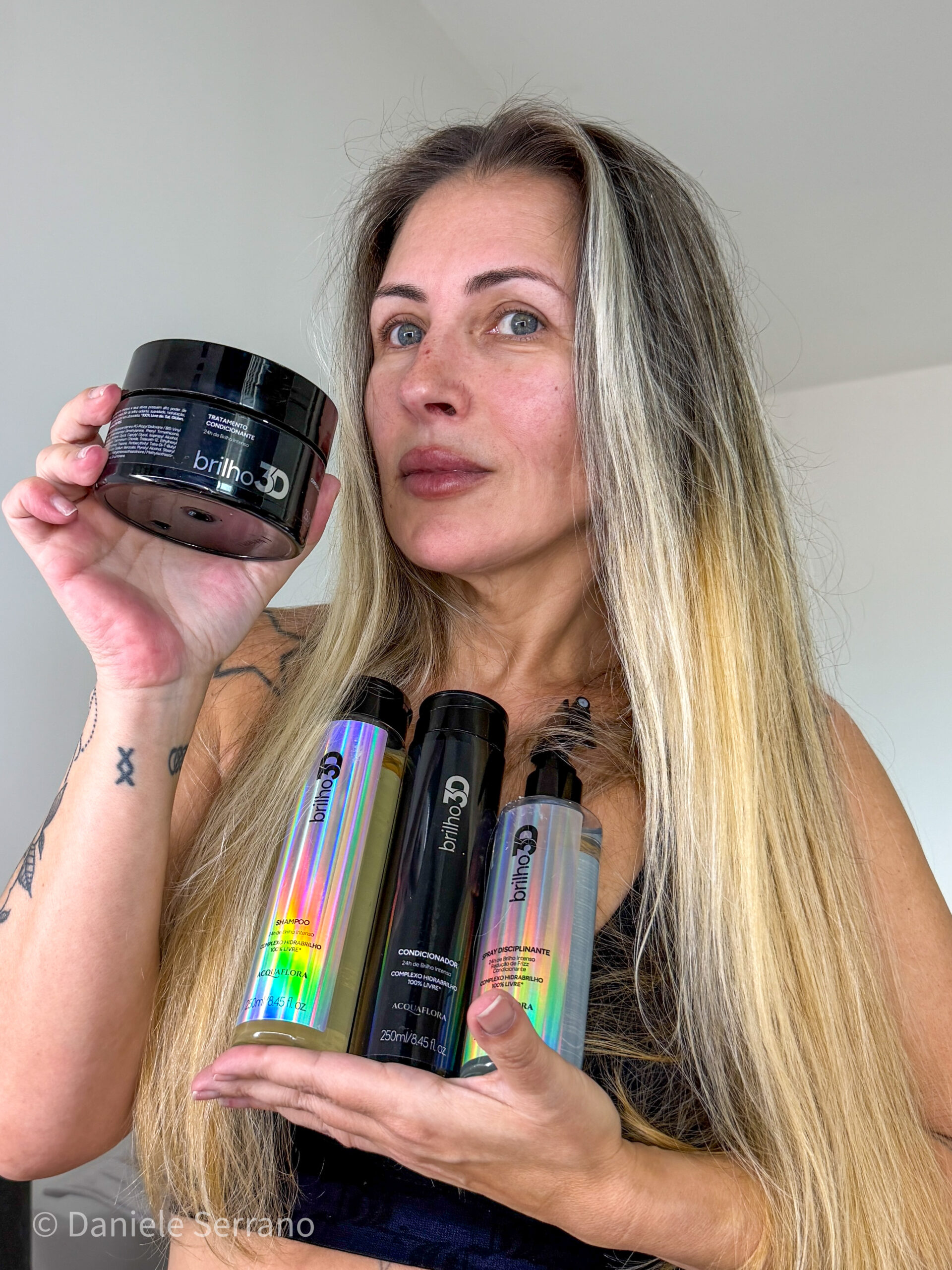 Seu cabelo não precisa de filtro para brilhar! Conheça a linha Brilho 3DAcquaflora Seu cabelo não precisa de filtro para brilhar! Conheça a linha Brilho 3DAcquaflora